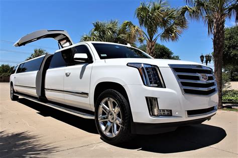 Prime Limo & Car Service is a comprehensive limousine and luxury car service company renowned for their exceptional customer service in Dallas, Texas.